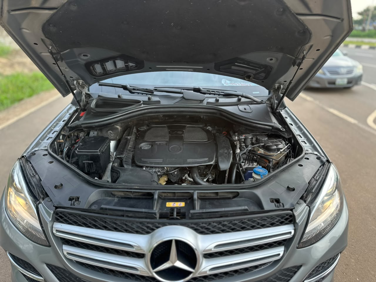 
								2017 full option gle350  Accident free No check light  Below 90k miles Buy and drive  25M full									