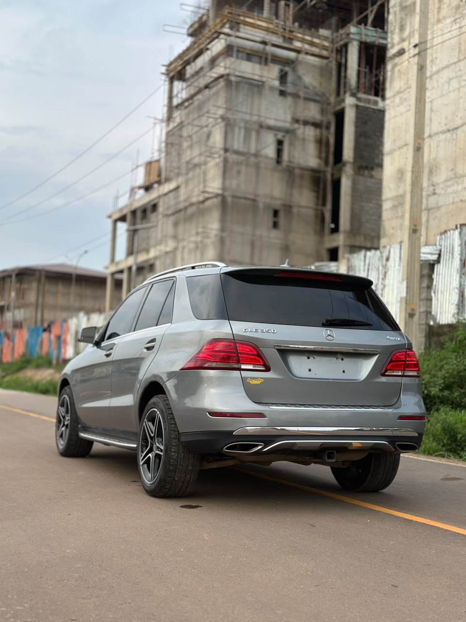 
								2017 full option gle350  Accident free No check light  Below 90k miles Buy and drive  25M full									