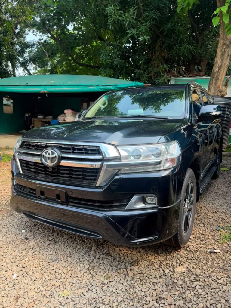 FOREIGN USED 2020 TOYOTA LAND CRUISER GXR 🇺🇸  PRICE: 60M💰  ABUJA DEAL 📍  NATIONWIDE DELIVERY