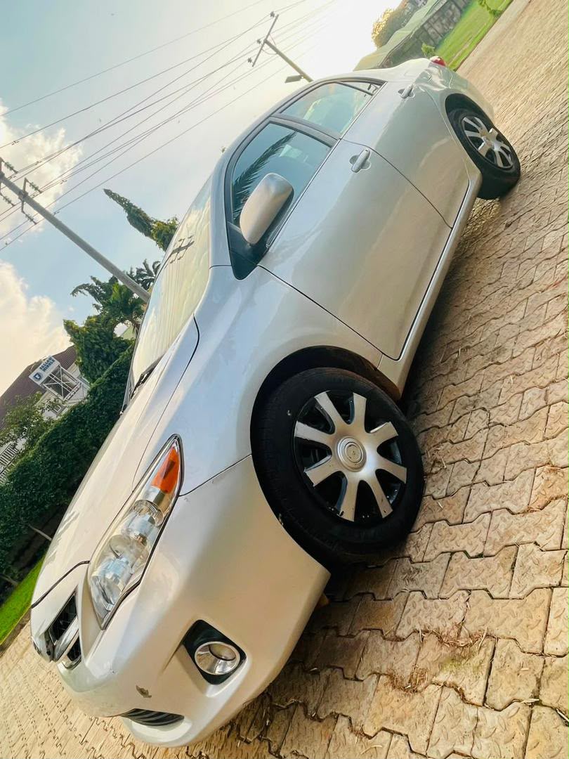 
								Distress direct Belgium 2013 Toyota Corolla, All in good condition. Price~ 10.2M settlement~ 300k Location~ Kubwa,Abuja full									