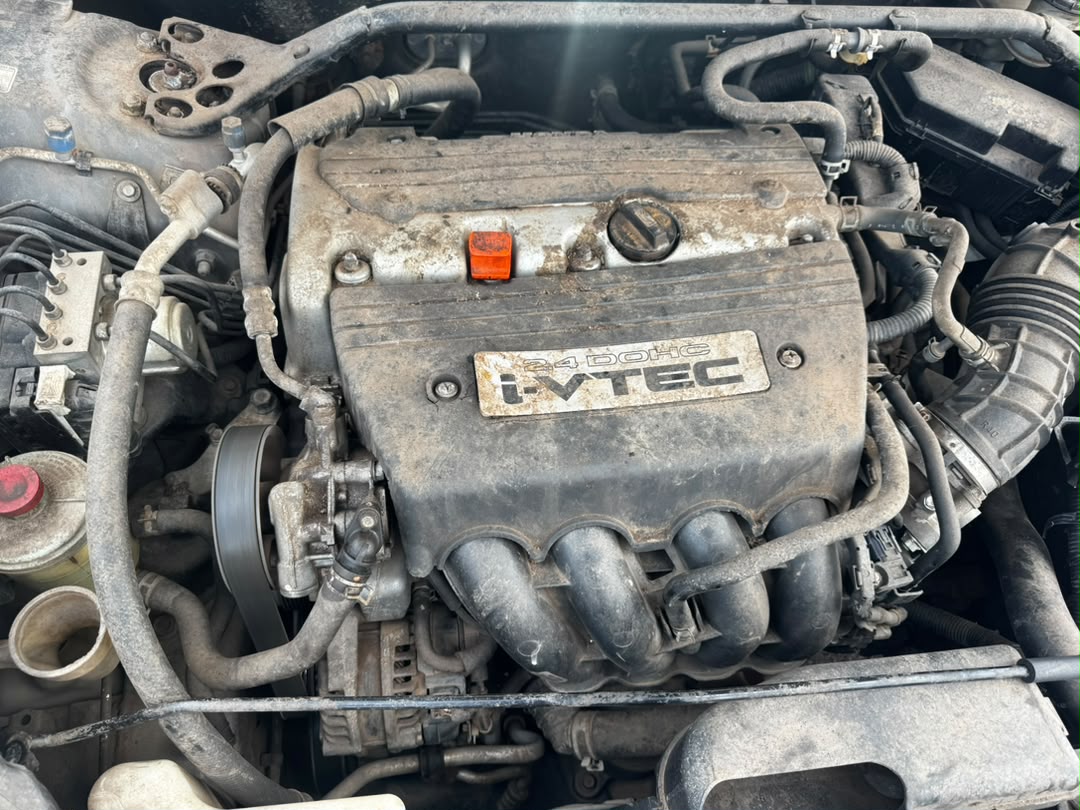 
								Giveaway Deal‼️‼️‼️ (129k Mileage) Carefully Used 2012 on belt Honda Accord car is in pristine condition (Nothung To Fix) (Android Screen & Sunroof) going for just 6.2m Net with small sambo with me Lugbe Abuja📍 ZERO CHAIN DEAL full									