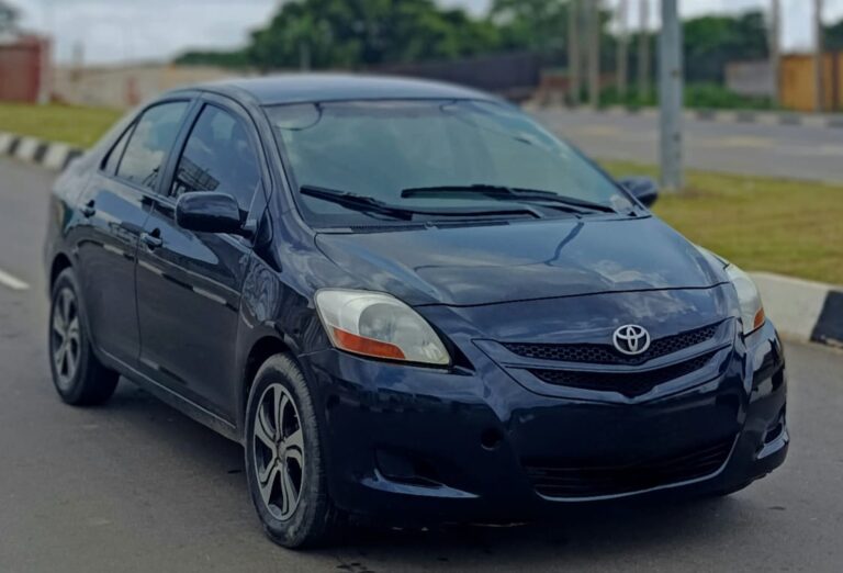 NEATLY USED 2008 TOYOTA YARIS PROPERLY DOCUMENTED GOING FOR 5.5M ABUJA DEAL