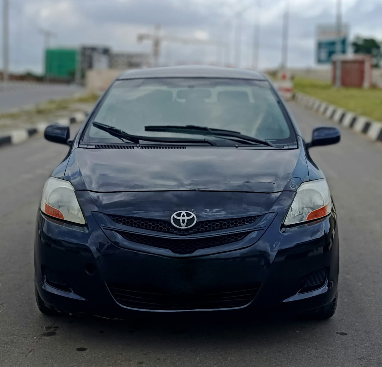 
								NEATLY USED 2008 TOYOTA YARIS PROPERLY DOCUMENTED GOING FOR 5.5M ABUJA DEAL full									