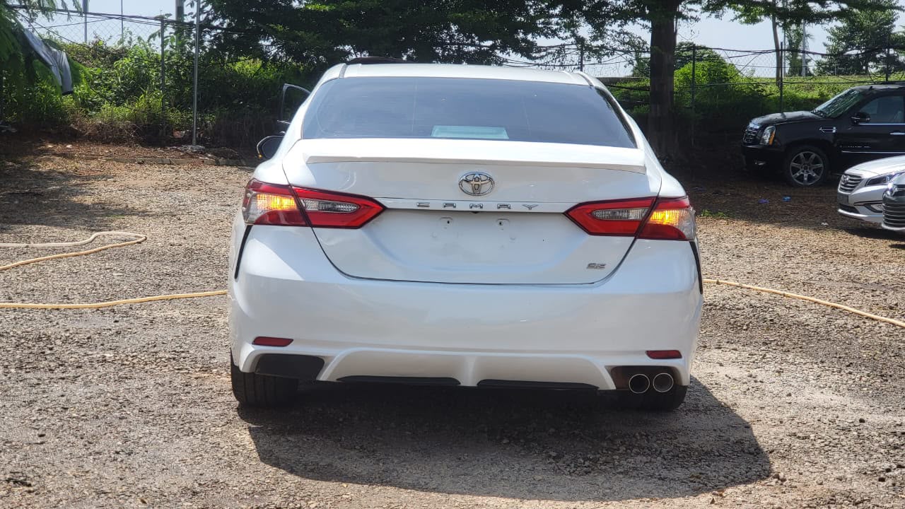
								Distress Sell Few Months Used Toyota Camry 2019 SE Keyless for just 16.5m Abuja full									