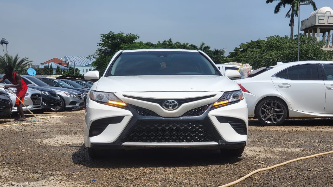 
								Distress Sell Few Months Used Toyota Camry 2019 SE Keyless for just 16.5m Abuja full									