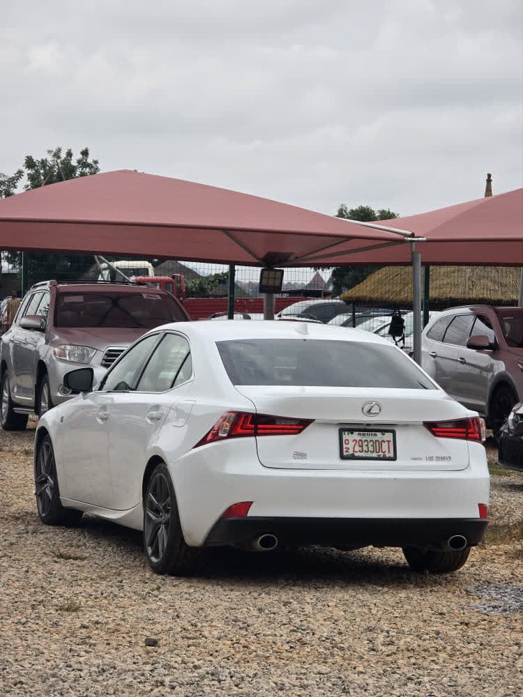
								FOREIGN USED 🇺🇸 2014 LEXUS IS250 F-SPORT AWD WITH PUSH TO START,SUNROOF,SPORTS+ MODE,REVERSE CAMERA AND VERIFIED DUTY VALID FOR 19.5 MILLION NAIRA ONLY  Buyer settle 500k full									