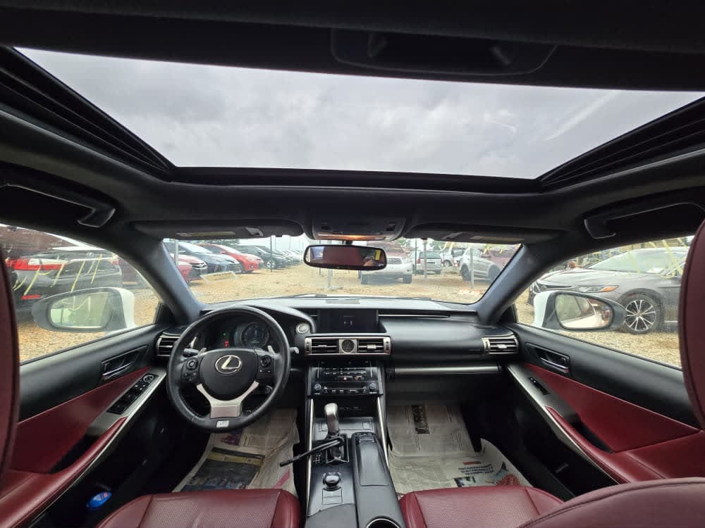 
								FOREIGN USED 🇺🇸 2014 LEXUS IS250 F-SPORT AWD WITH PUSH TO START,SUNROOF,SPORTS+ MODE,REVERSE CAMERA AND VERIFIED DUTY VALID FOR 19.5 MILLION NAIRA ONLY  Buyer settle 500k full									