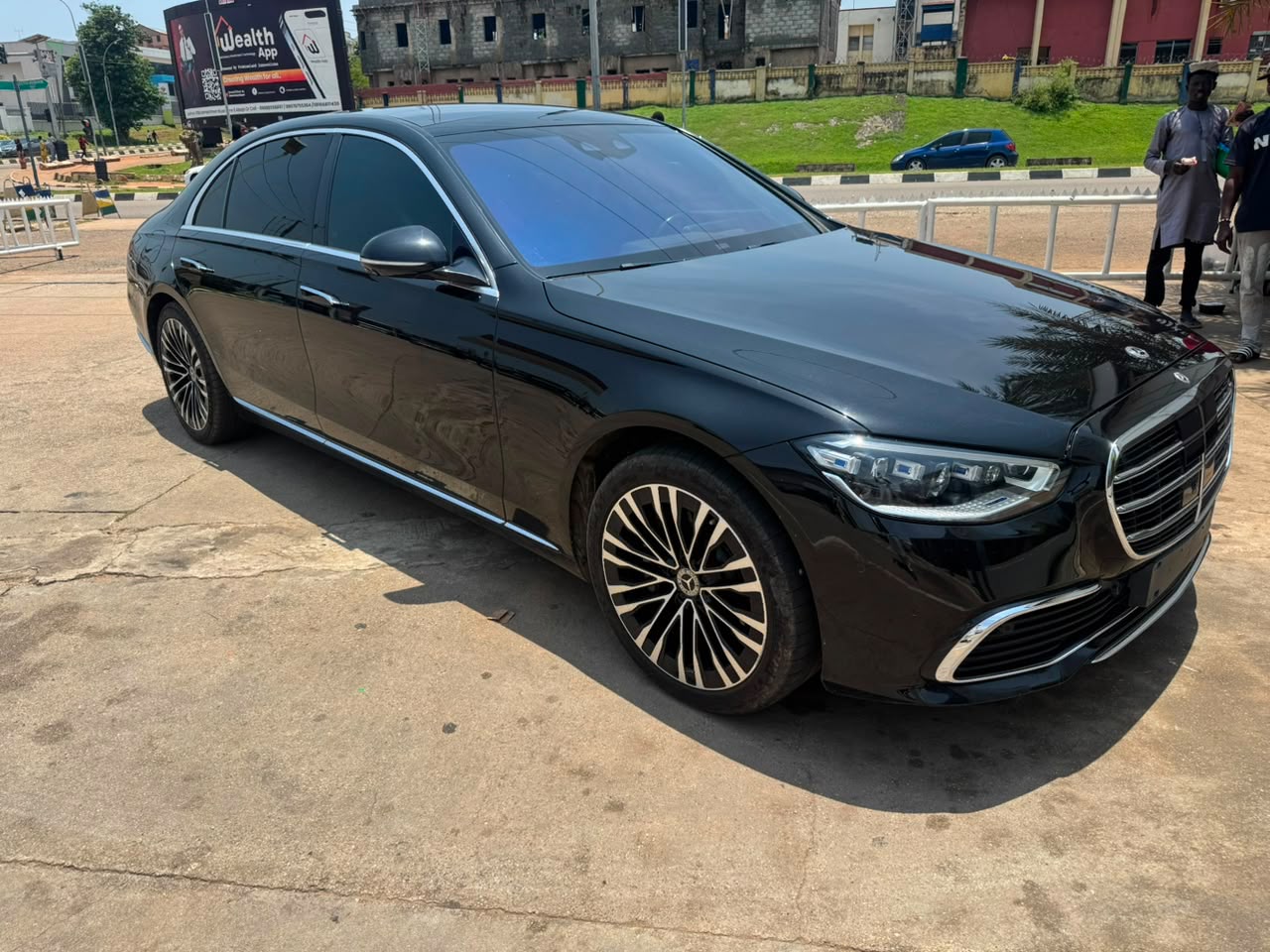 
								2024 foreign distress sales  S500 Mercedes Benz  Abuja Nigeria  For 120m now full									