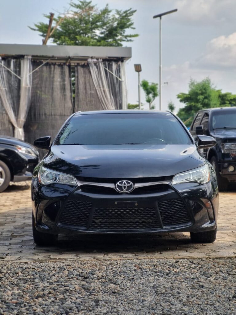 EXTREMELY SHARP 2015 TOYOTA CAMRY SE⚡⚡ WITH PROPER DOCUMENTATION  PRICE:12.3M 📍ABUJA