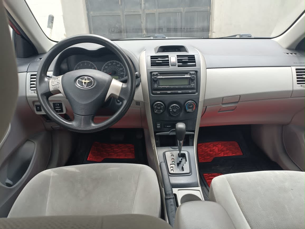 
								Three months registered Toyota Corolla 2013 model, untempared engine and gear going for 9.3m Abujadeal full									