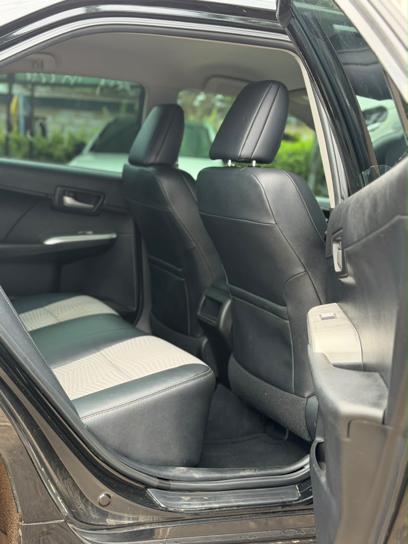 
								Foreign Used Toyota Camry 2013 SE for just 12.9m Abuja full									