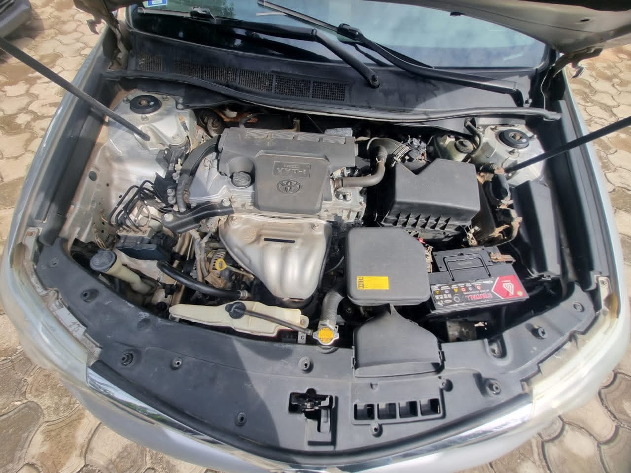 
								NEATLY USED 2014 TOYOTA CAMRY LE V4 WITH PROPER DOCUMENTATION UNTAMPERED SYSTEM GOING FOR 9.5M ABUJA DEAL full									