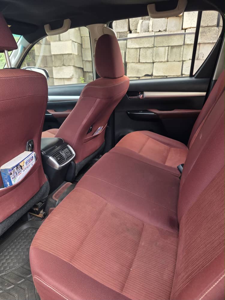 
								Distress Alert few months use Belgium standard Extremely sharp  Toyota Hilux 2018 model with untampered engine and gear Ac chilling well Original 2025 custom duty Automatic transmission  👉37m to owner  Buyer settle 1m Location ABUJA  Owner house full									