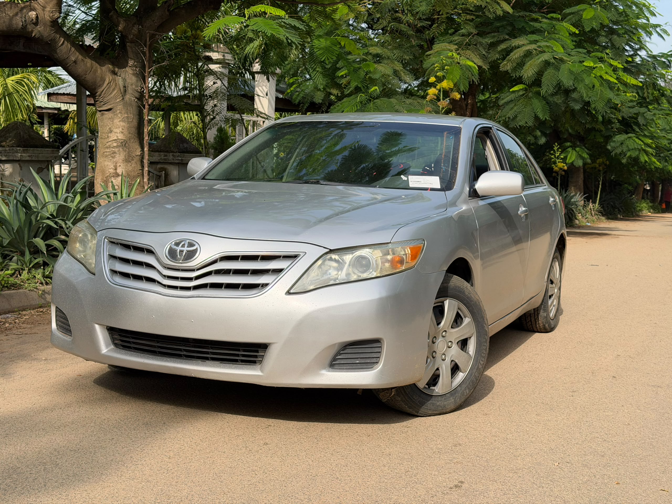 
								EXTREMELY SHARP  GRADE FOREIGN USED 2010 ON BELT TOYOTA CAMRY LE, MINT INTERIOR, NO SINGLE 9JA PAINT WITH UNTAMPARED ENGINE ND GEAR.GOING FOR JUST 10.5m ONLY full									