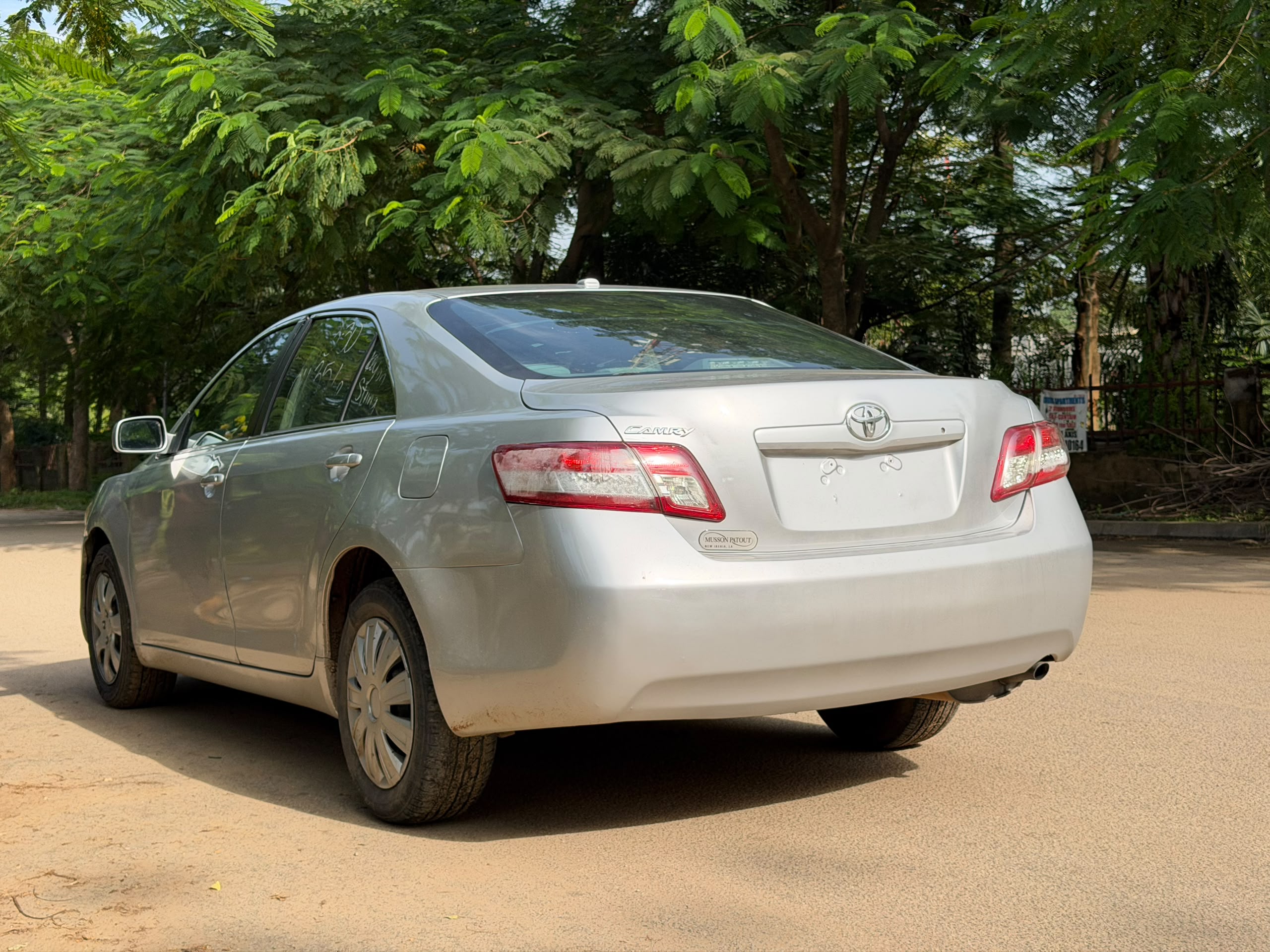 
								EXTREMELY SHARP  GRADE FOREIGN USED 2010 ON BELT TOYOTA CAMRY LE, MINT INTERIOR, NO SINGLE 9JA PAINT WITH UNTAMPARED ENGINE ND GEAR.GOING FOR JUST 10.5m ONLY full									