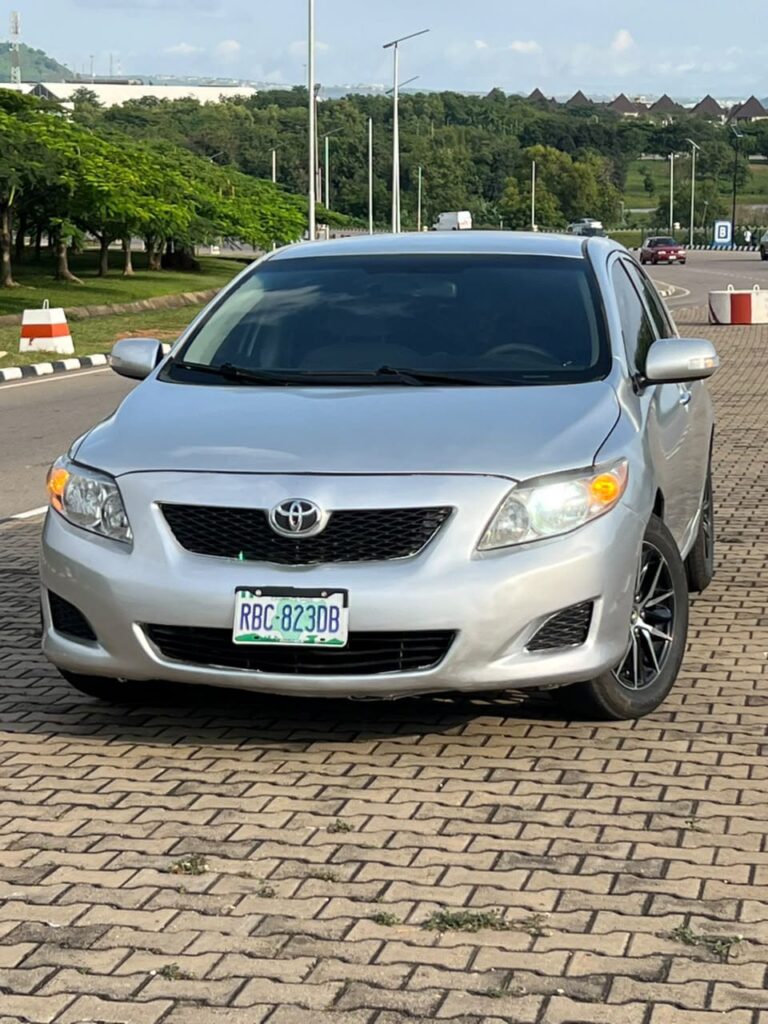 BELGIUM ESCAPED COROLLA 2010 MODEL CLEAN LIKE A DIRECT BELGIUM AC CHILLING, THE INDOMI STILL INTACT GOING FOR 6.5m ABUJA DEAL