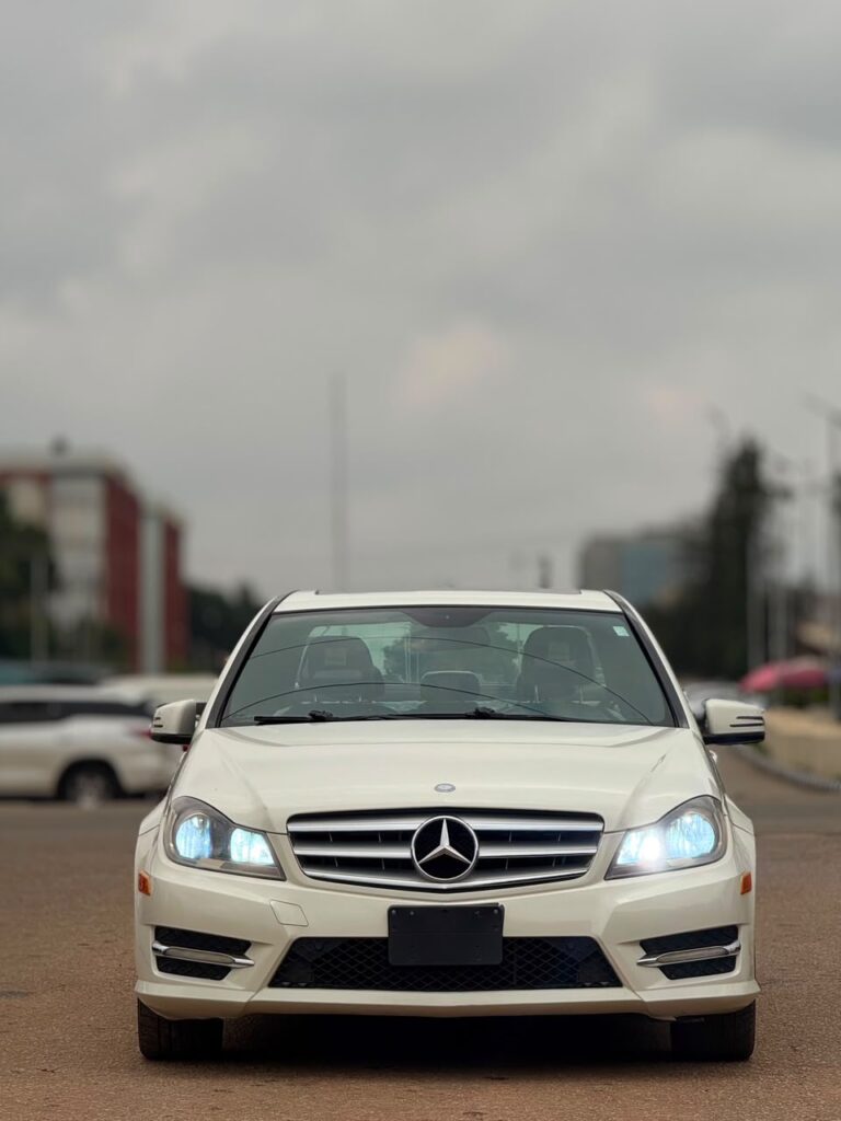 Foreign used 2013 MERCEDEZ BENZ C350 full option with duty for 13.5M Abuja