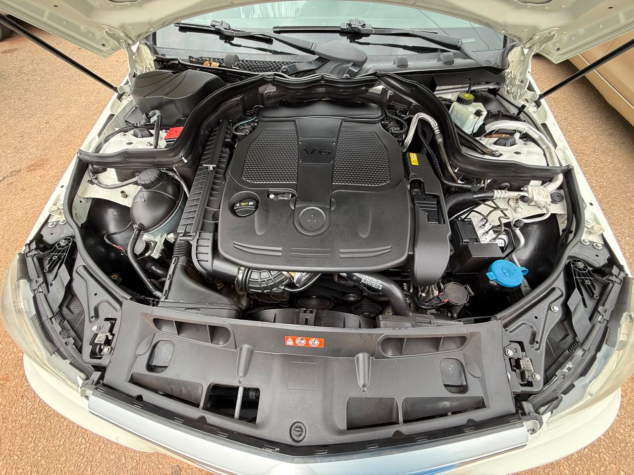 
								Foreign used 2013 MERCEDEZ BENZ C350 full option with duty for 13.5M Abuja full									