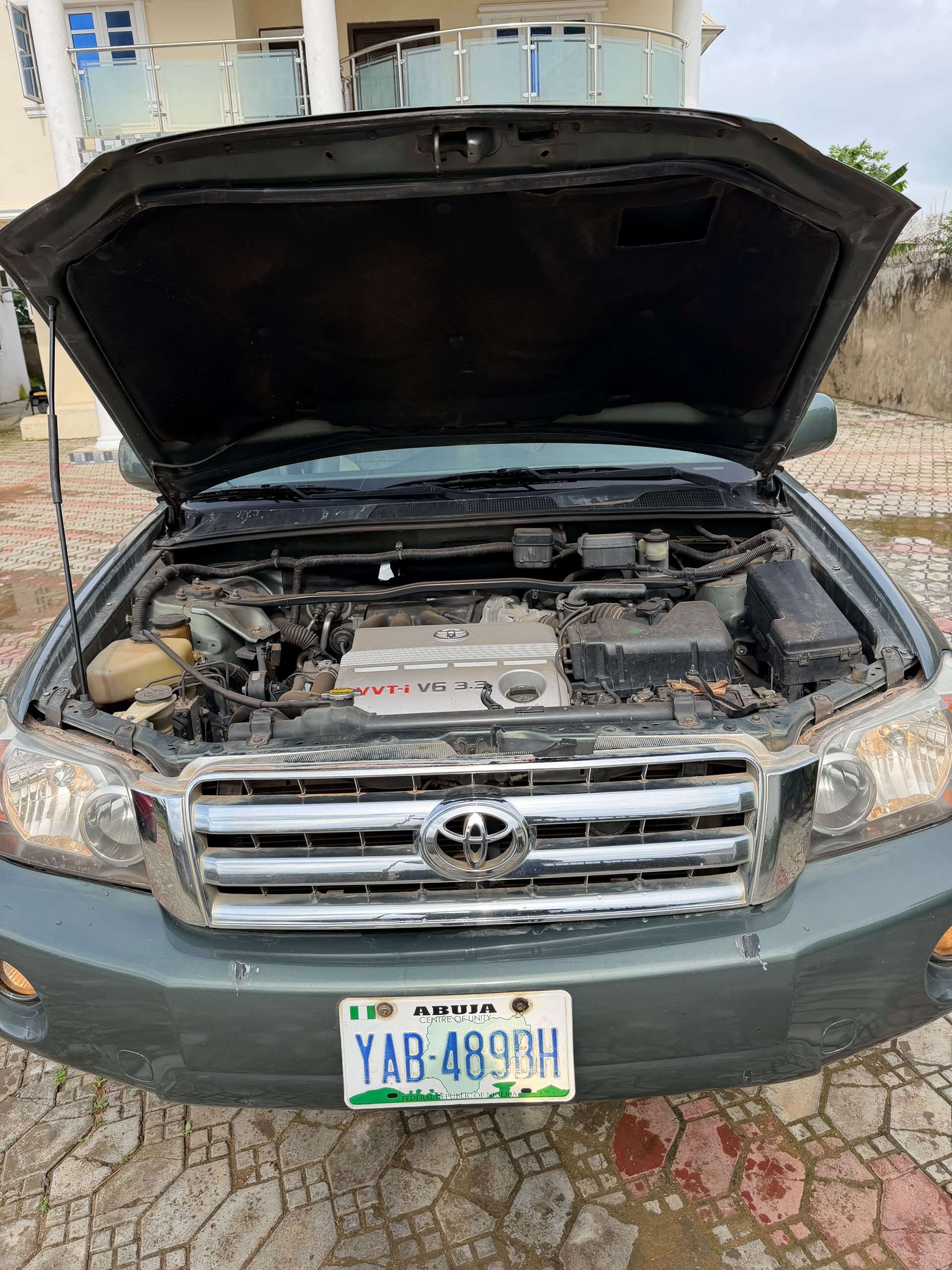 
								Belgium grade 2007 Toyota highlander with everything intact for 7.5M buy and drive full									