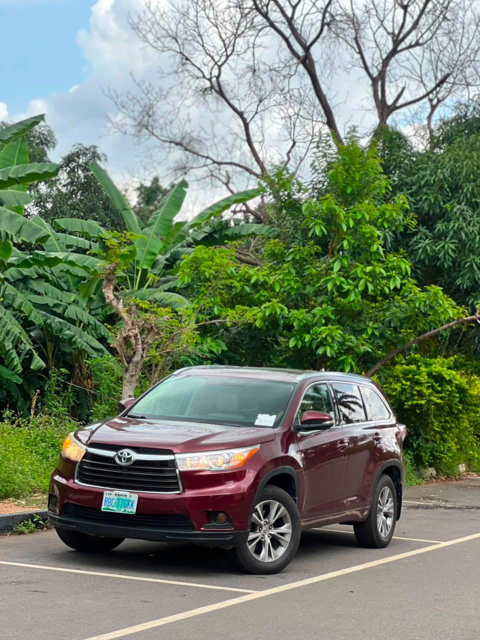 
								SUPER CLEAN PREOWNED TOYOTA HIGHLANDER 2015 XLE   A YEAR USED  ORIGINAL DUTY 📃  PRICE: 20M  ABUJA DEAL📍  NATIONWIDE DELIVERY full									