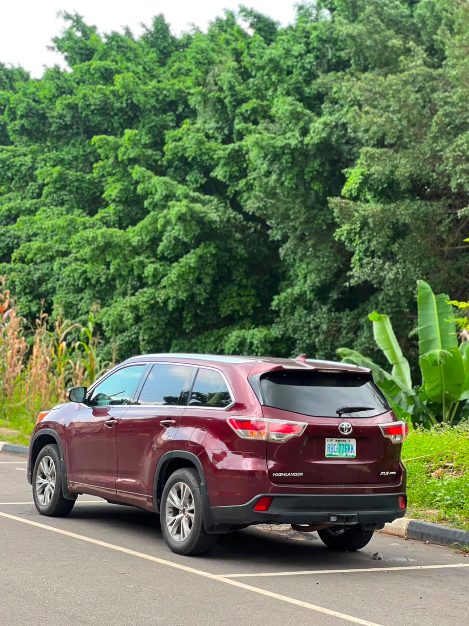 
								SUPER CLEAN PREOWNED TOYOTA HIGHLANDER 2015 XLE   A YEAR USED  ORIGINAL DUTY 📃  PRICE: 20M  ABUJA DEAL📍  NATIONWIDE DELIVERY full									
