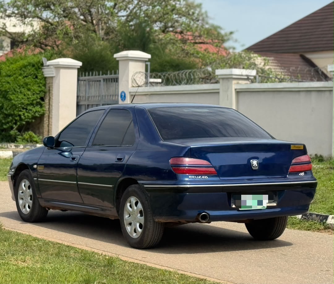 
								Extremely clean‼️ Nigerian Peugeot 406 2006 manual transmission Untouch engine and gear ⚙️ Ac chilling buy and drive nothing to fixed going for just 4.5m come for inspection and payment before you hear sold full									
