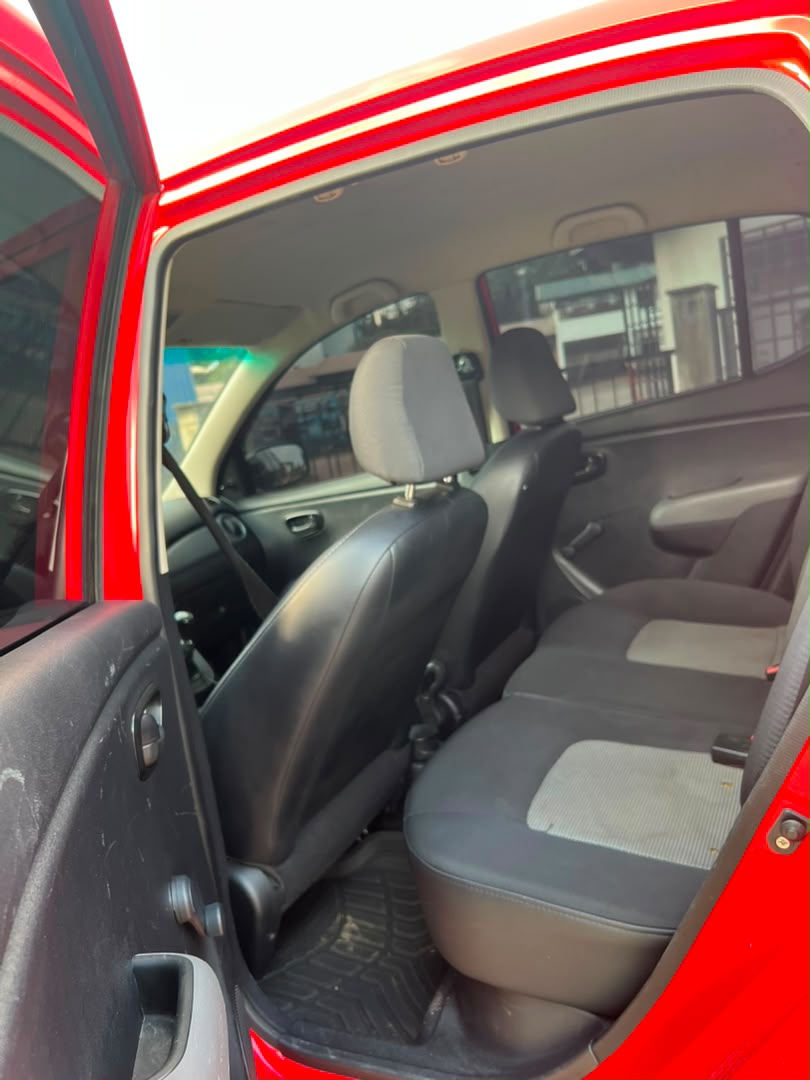 
								Hyundai i10 Used Belgium Standard Manual Transmission Price 6.5M Location Abuja full									