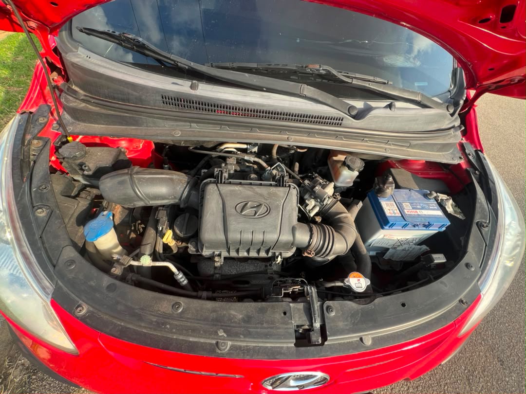
								Hyundai i10 Used Belgium Standard Manual Transmission Price 6.5M Location Abuja full									