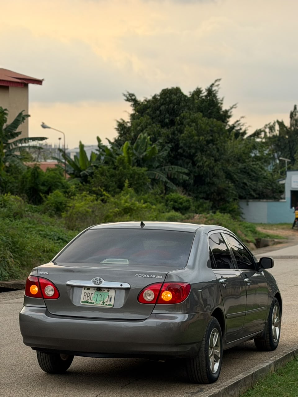 
								Extremely Clean Used Toyota Camry 2008 for just 5.9m  Abuja full									