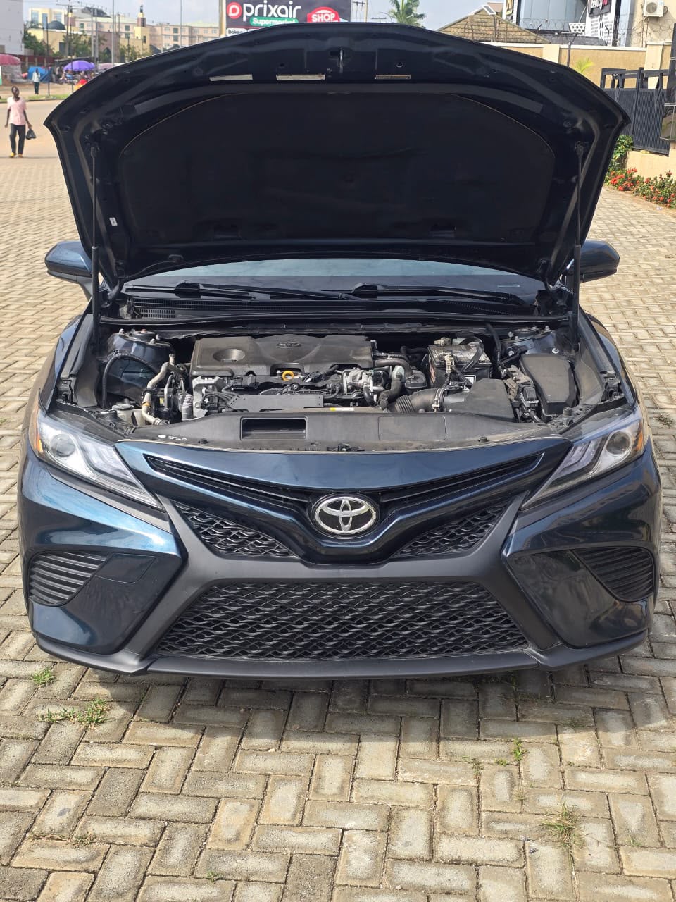 
								Foreign used Toyota camry 2019 SE Extremely clean with 2026 duty  Going for 23m Location Abuja full									