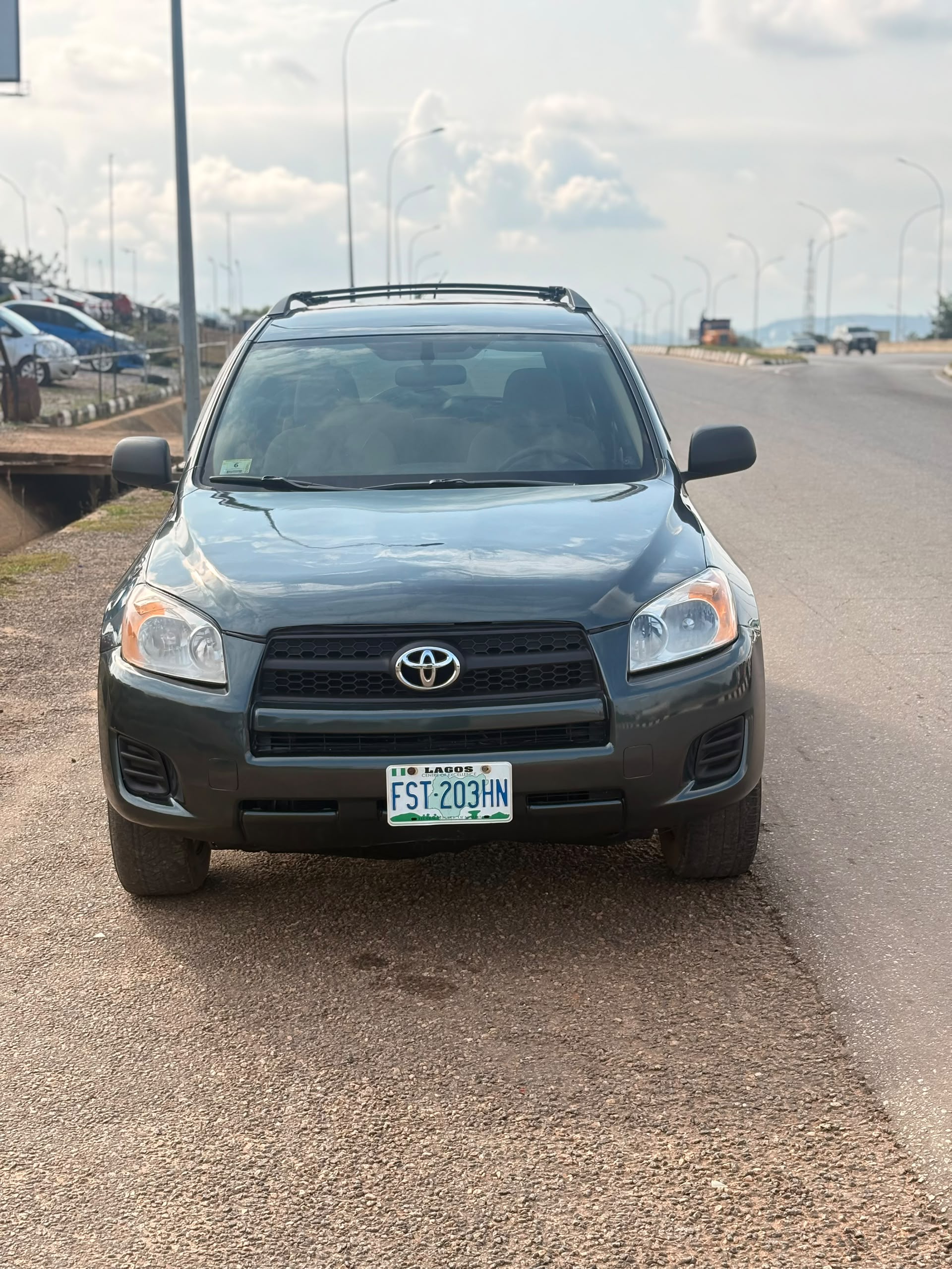 
								Neatly used 2009 Toyota RAV4 untempered engine and gear, AC is chilling selling for 🔥#7.5M          📍Abuja  NATIONWIDE DELIVERY full									