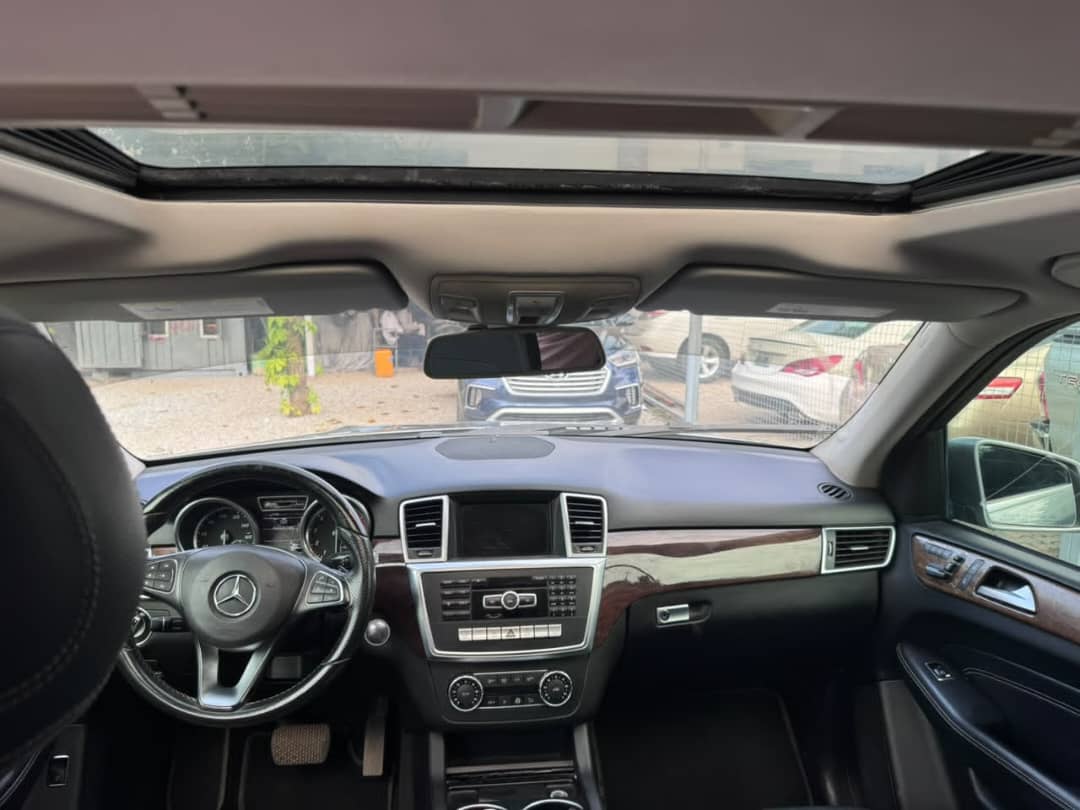
								nregistered ML350 upgraded to GLE 2017 is available for 14.5m. Location: Gwarinpa, Abuja! full									