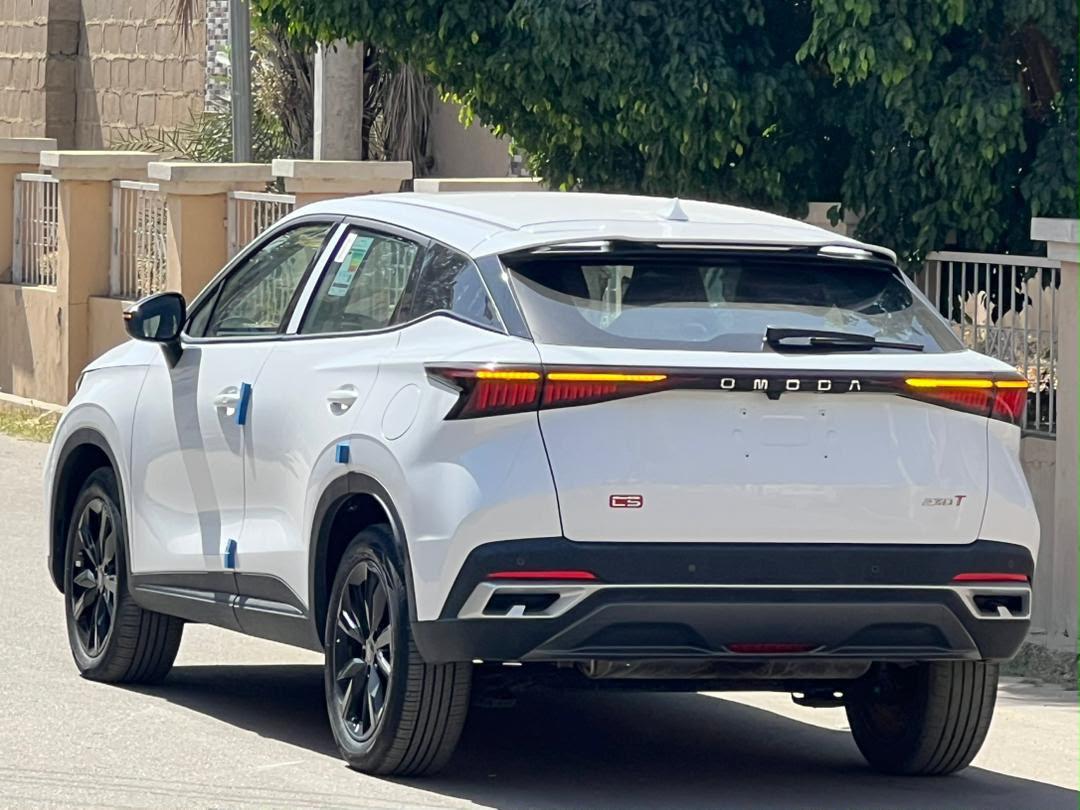 
								2025 OMODA C5 230T 1.5L Turbocharged petrol FWD Brand new 🏷️29M full									