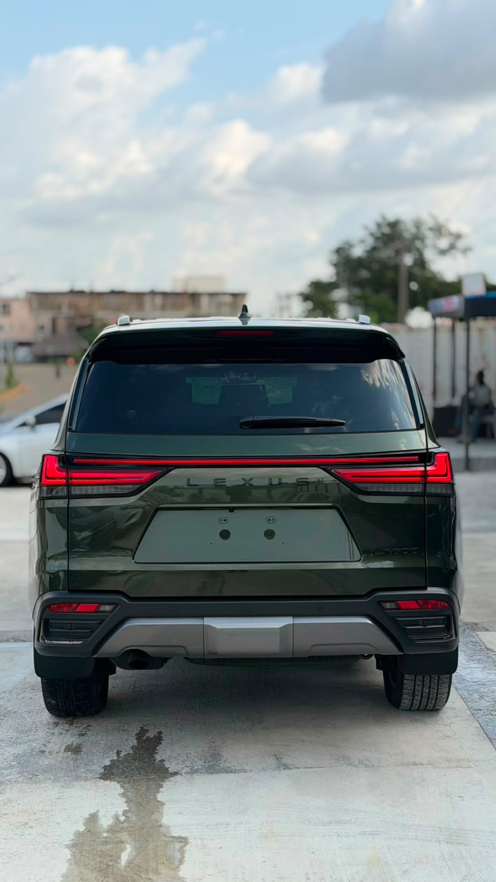 
								BRAND NEW 2025 LEXUS LX600 ARMOURED BULLETPROOF 🎯  WITH INKAS EUC AND DUTY. 📃  PRICE: 520M   ABUJA DEAL 📍  NATIONWIDE DELIVERY full									