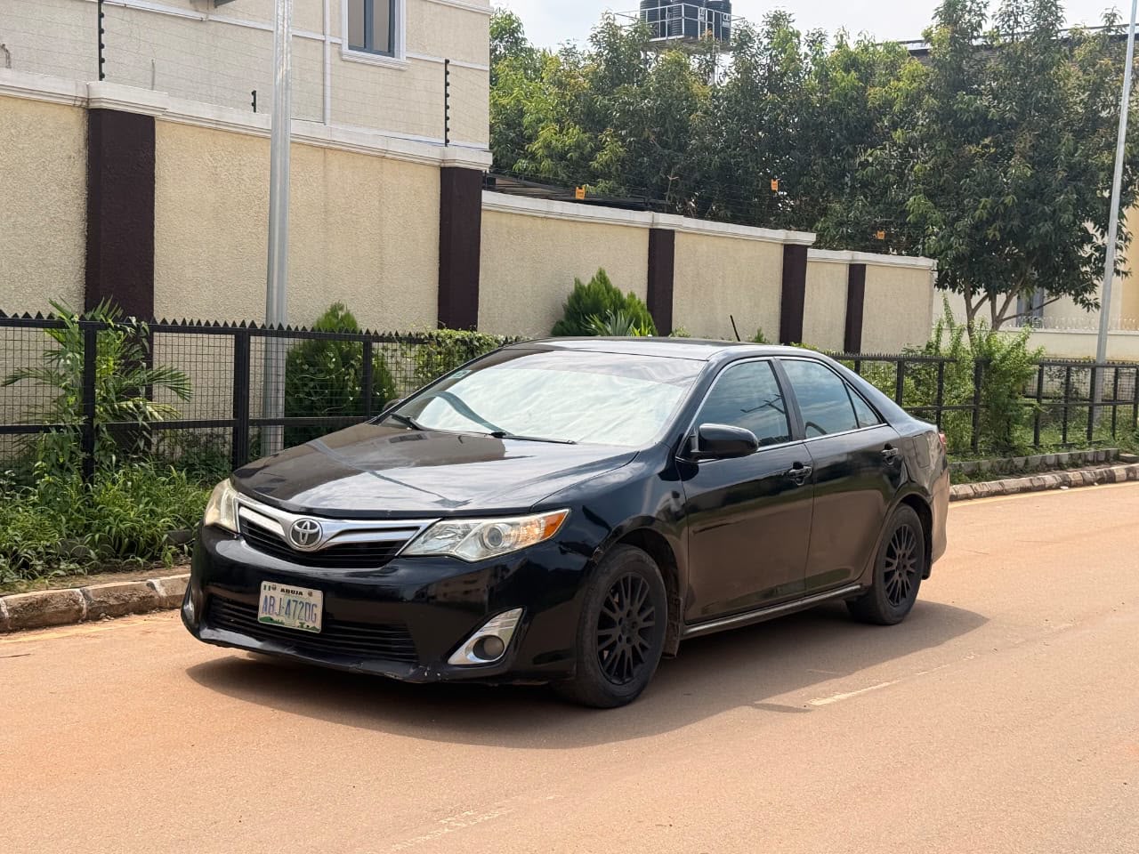 
								Good Deal 24hrs   Distress Sell Neatly Used Toyota Camry 2013 LE Untempered engine and Gear, AC chilling Wlhy 👌 with fully paid custom duty for just 6.9m Net Abuja full									