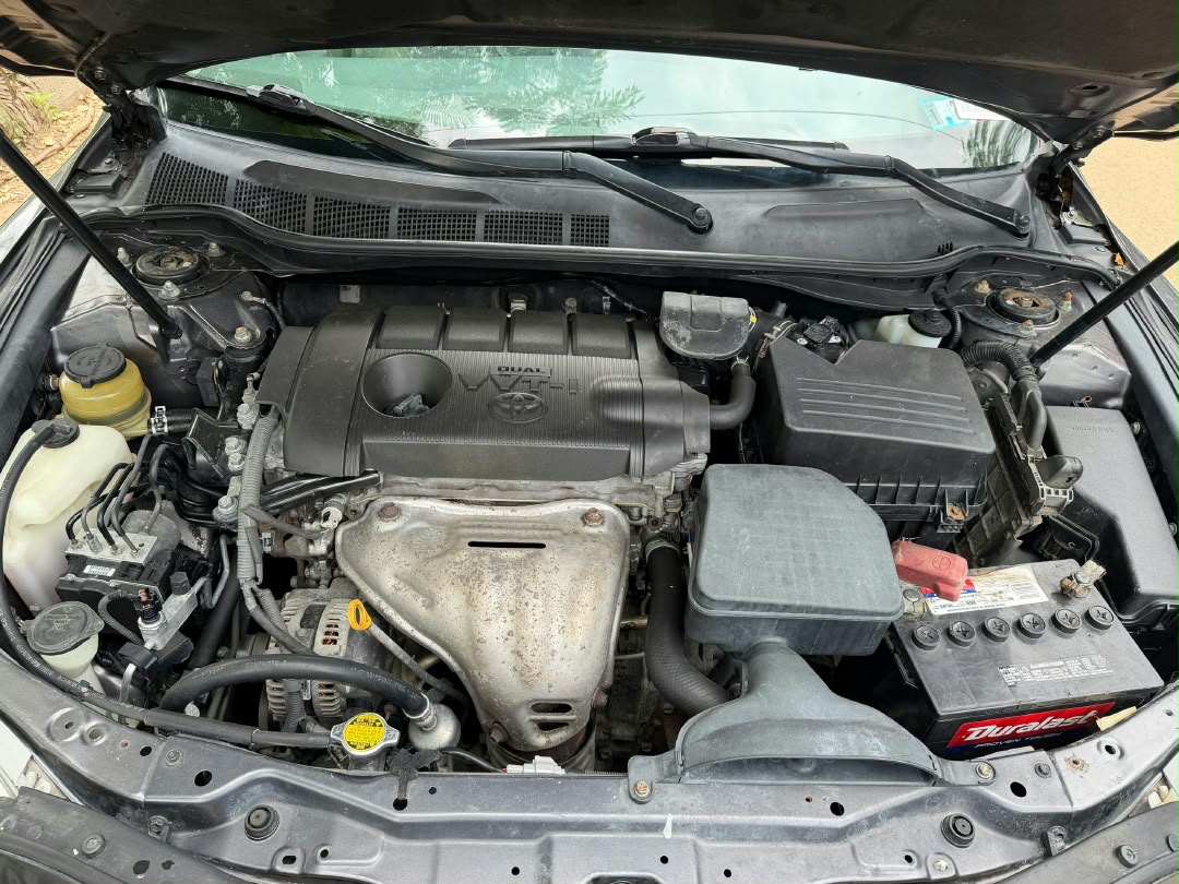 
								AWOOF DEAL: EXTREMELY SHARP  GRADE FOREIGN USED 2011 ON BELT TOYOTA CAMRY LE, MINT INTERIOR, NO SINGLE 9JA PAINT WITH UNTAMPARED ENGINE ND GEAR.GOING FOR JUST 9.8m Only. Accident free google am see. full									