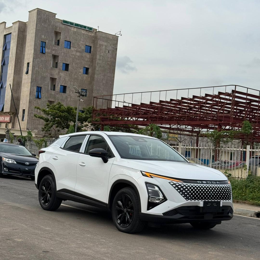 
								Brand New Omoda C5 230T 🔥🔥 Year: 2025 Price: N27.5M Location: Abuja full									