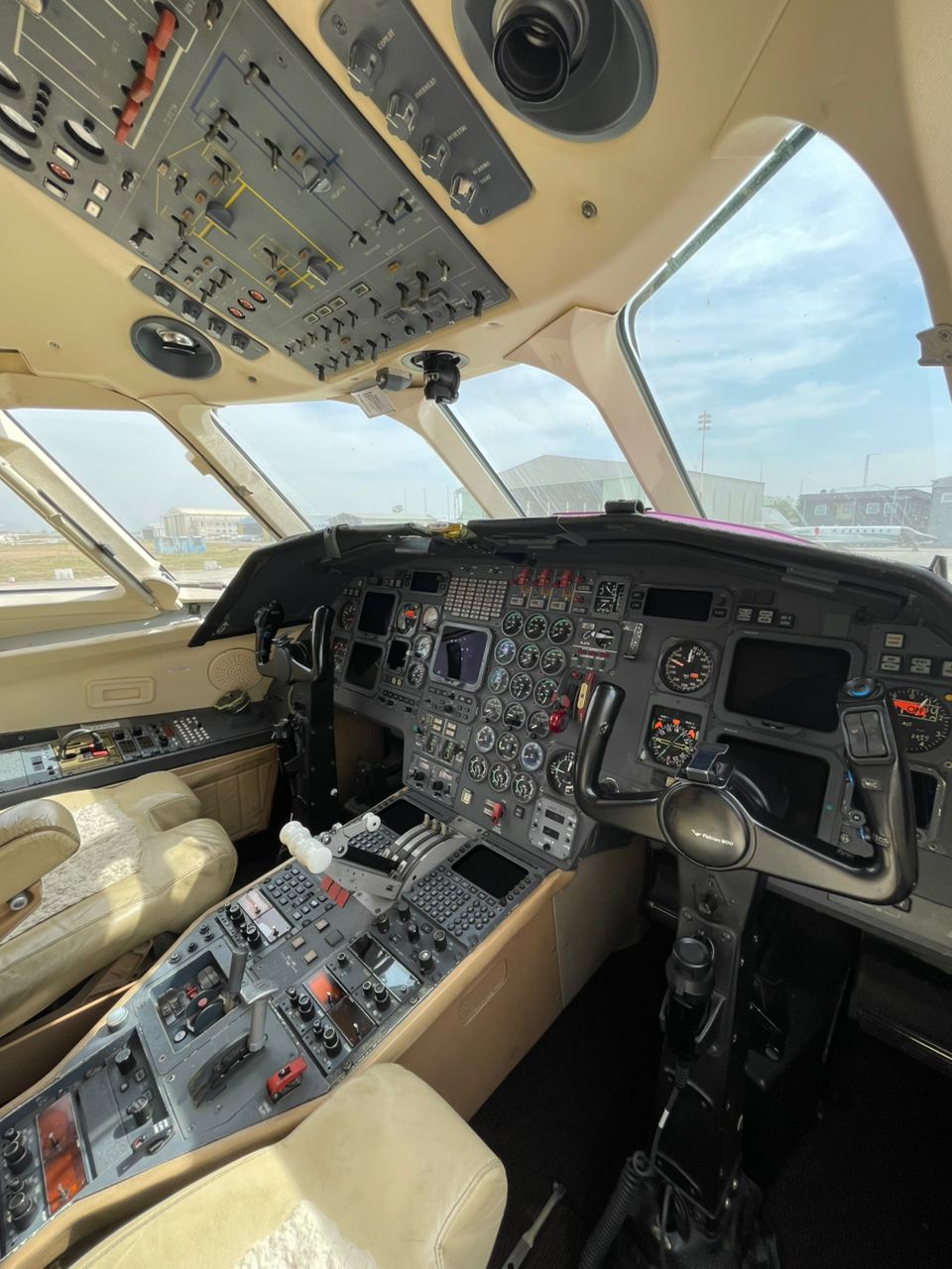 
								AVAILABLE NAF JET FOR SALE 🔥 Opportunity to OWN YOUR PRIVATE JET    MANUFACTURER = Bombardier  NAME: FALCON 900, very strong  aircraft 📍PRICE: $3M ONLY Net Last  INSPECTION: #2.5K CURRENT SEATERS: VIP, CONVERTIBLE TO 40/50 SEATERS  LOCATION: NIGERIA Pay  now, fly now   1.NO LOI NEEDED. 2.PAY INSPECTION FEES INSPECT AND PAY FOR JET 3.PAPERS GIVEN TO YOU 4.AIRCRAFT REPAINTED FOR YOU THE NEXT DAY 5.FLY OUT WITH YOU JET.  Caution⚠️, ONLY BUYER /MANDATE TO CALL Notice: DONT CALL ME IF BUYER IS NOT READY TO INSPECT AND PAY  Buyer pays our agency 5%  TYPE & MODEL = CL 601  DATE OF MANUFACTURE = 07 Sept 1992.  @all full									