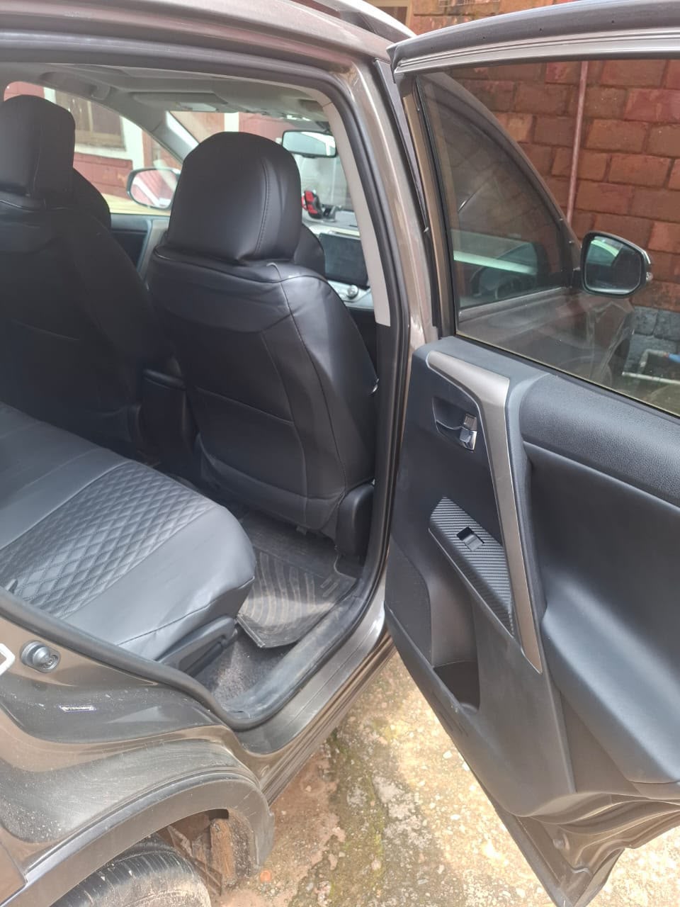 
								Giveaway Deal‼️‼️‼️ Carefully Used Toyota RAV4 2014 (Limited) with untempered engine and gear, ac is freezing 🥶 fullest option (Keyless & Sunroof) with original duty going for just 14.2M Net with our sambo Kubwa Abuja📍 ZERO CHAIN DEAL full									