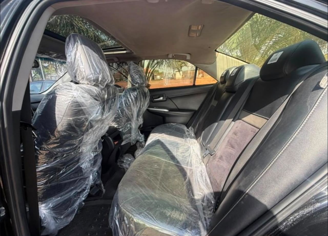 
								GIVEAWAY DEAL‼️‼️‼️ NEATLY USED 2013 TOYOTA CAMRY SE V6 KEYLESS & SUNROOF AVAILABLE FOR JUST 8.5M NET WITH SAMBO OWNERS HOUSE GUDU ABUJA📍 ZERO CHAIN DEAL full									