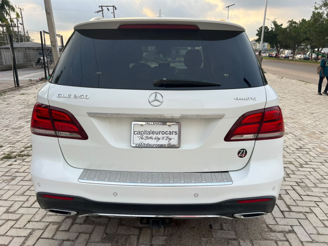 
								Super distress foreign used 2018  GLE 350 🔥🔥🔥🔥🔥  Clean title  Low mileage  Clean interior  With original custom duty  Going for 26m  With 360 camera  Fullest option  Abuja deal full									