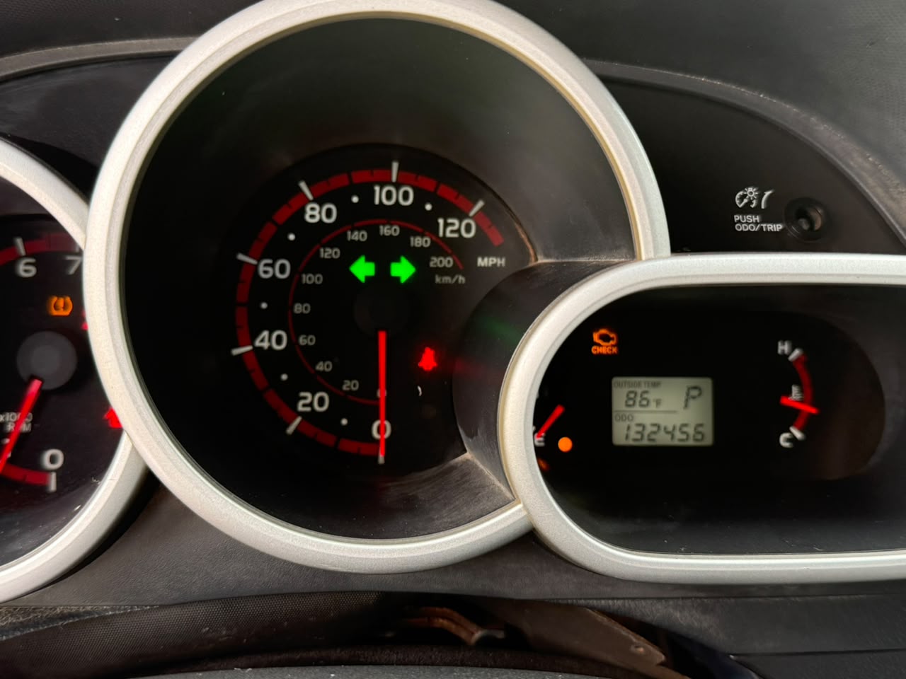 
								Good Deal 🙅‍♂️24hrs   Distress Sell Belgium Standard Toyota Matrix 2009 with Corolla Engine Untempered engine and gear for just 6.7m net Abuja full									