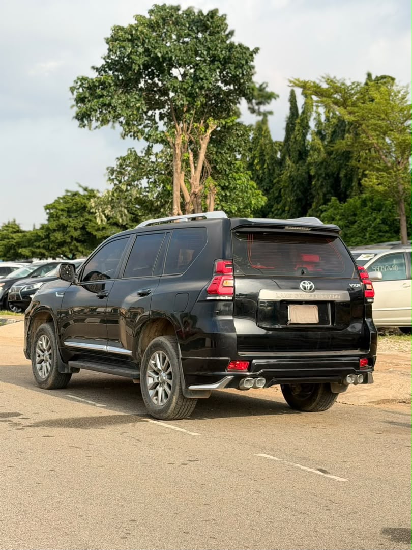 
								2020 🇧🇪 TOYOTA PRADO (LAND CRUSER) no papers just going for 55m 📍Abuja full									