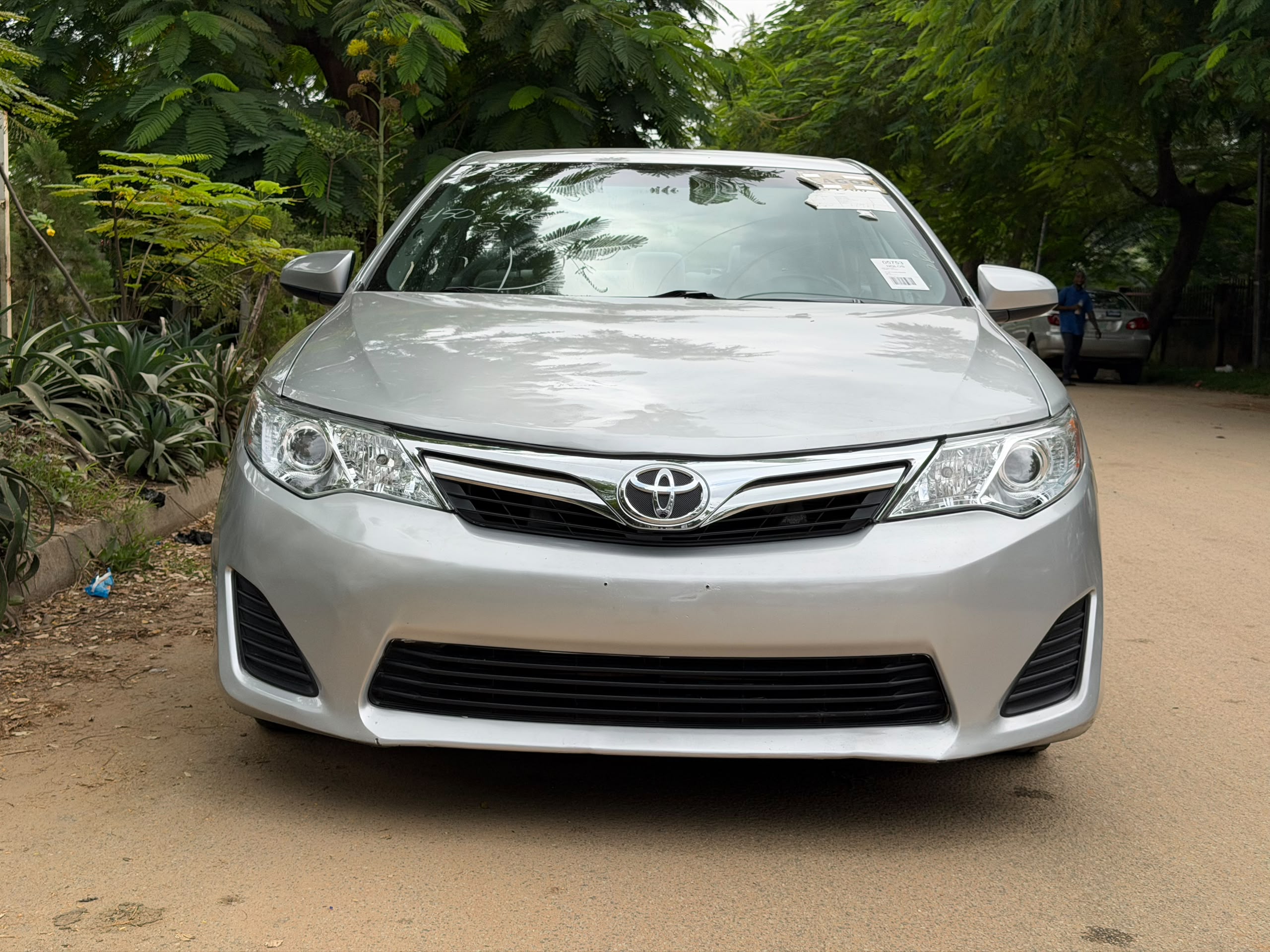 
								My usual weekend distress distress is here: Extremely clean foreign used 2013 on belt Toyota camry LE with Aug 2026 Duty. Untampared engine & gear going for just 11,000,000pls add ur sambo. No room for pressing 11,000,000 net full									