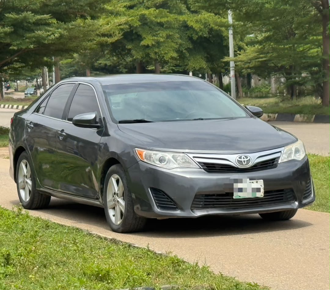 
								Distress sales‼️Belgium Excape Toyota Camry 2013 model with everything intact untouched engine and gear buy and drive nothing to fixed going for just 8.3 only full									