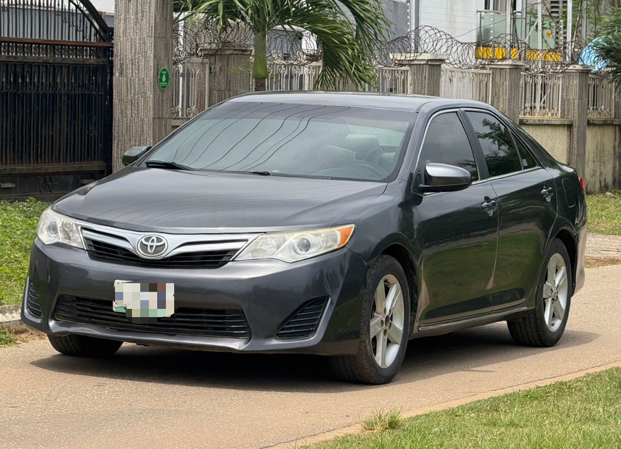 
								Distress sales‼️Belgium Excape Toyota Camry 2013 model with everything intact untouched engine and gear buy and drive nothing to fixed going for just 8.3 only full									