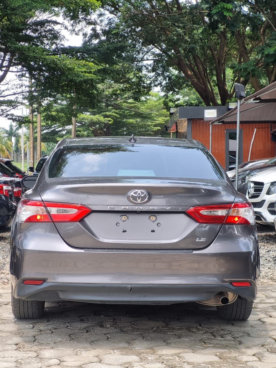 
								FOREIGN USED 2021  TOYOTA CAMRY LE⚡⚡ WITH PROPER DOCUMENTATION  PRICE:20.5M 📍ABUJA full									