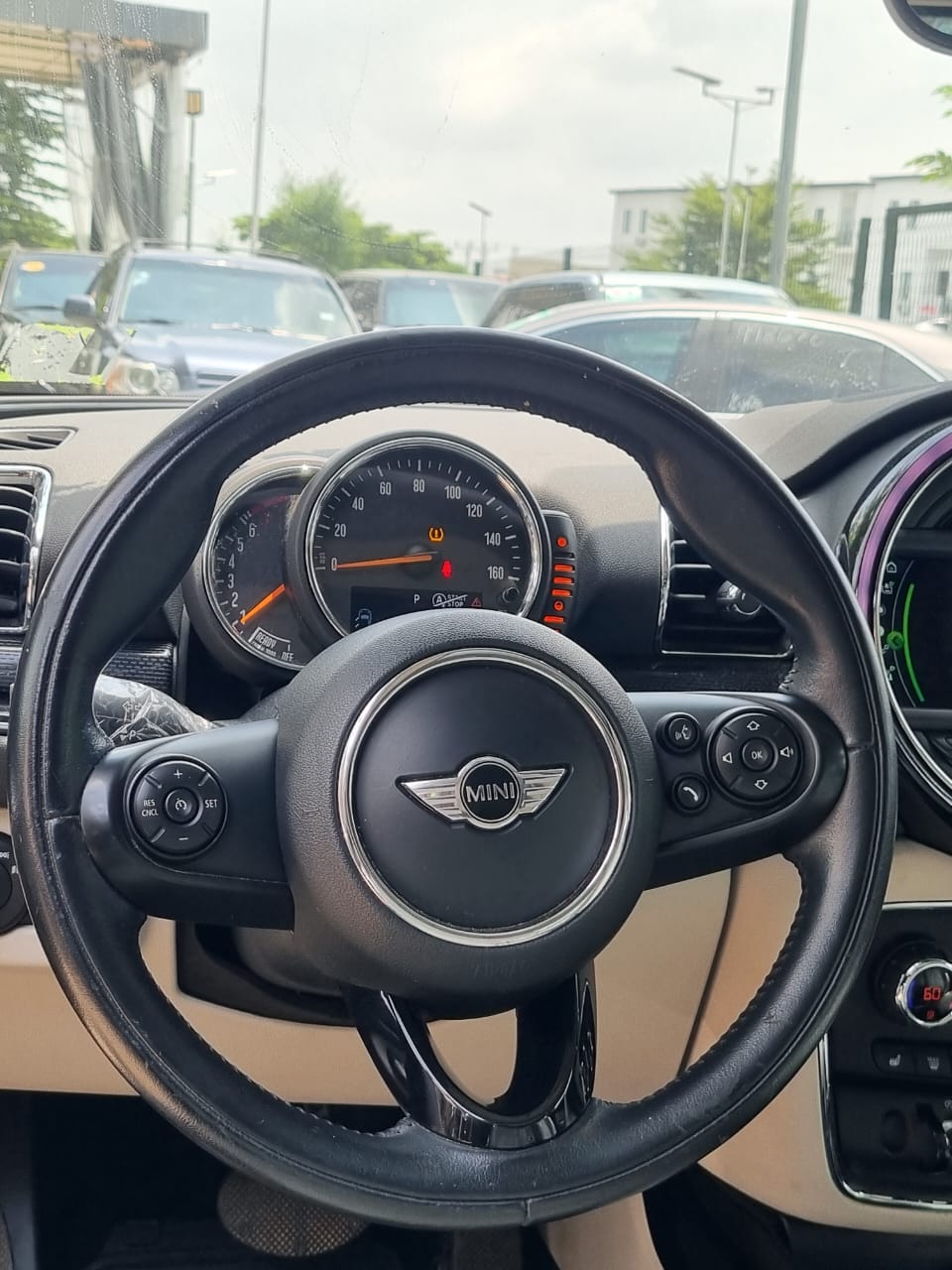 
								FOREIGN USED 2017  MINI COOPER S CLUBMAN⚡⚡ WITH PROPER DOCUMENTATION  PRICE:22M 📍ABUJA full									