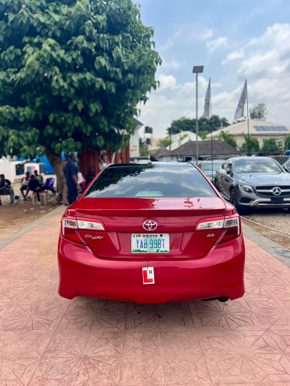 
								Neatly Used Toyota Camry SE 2013 keyless  In perfect condition  Buy and Drive   8.5 Million full									