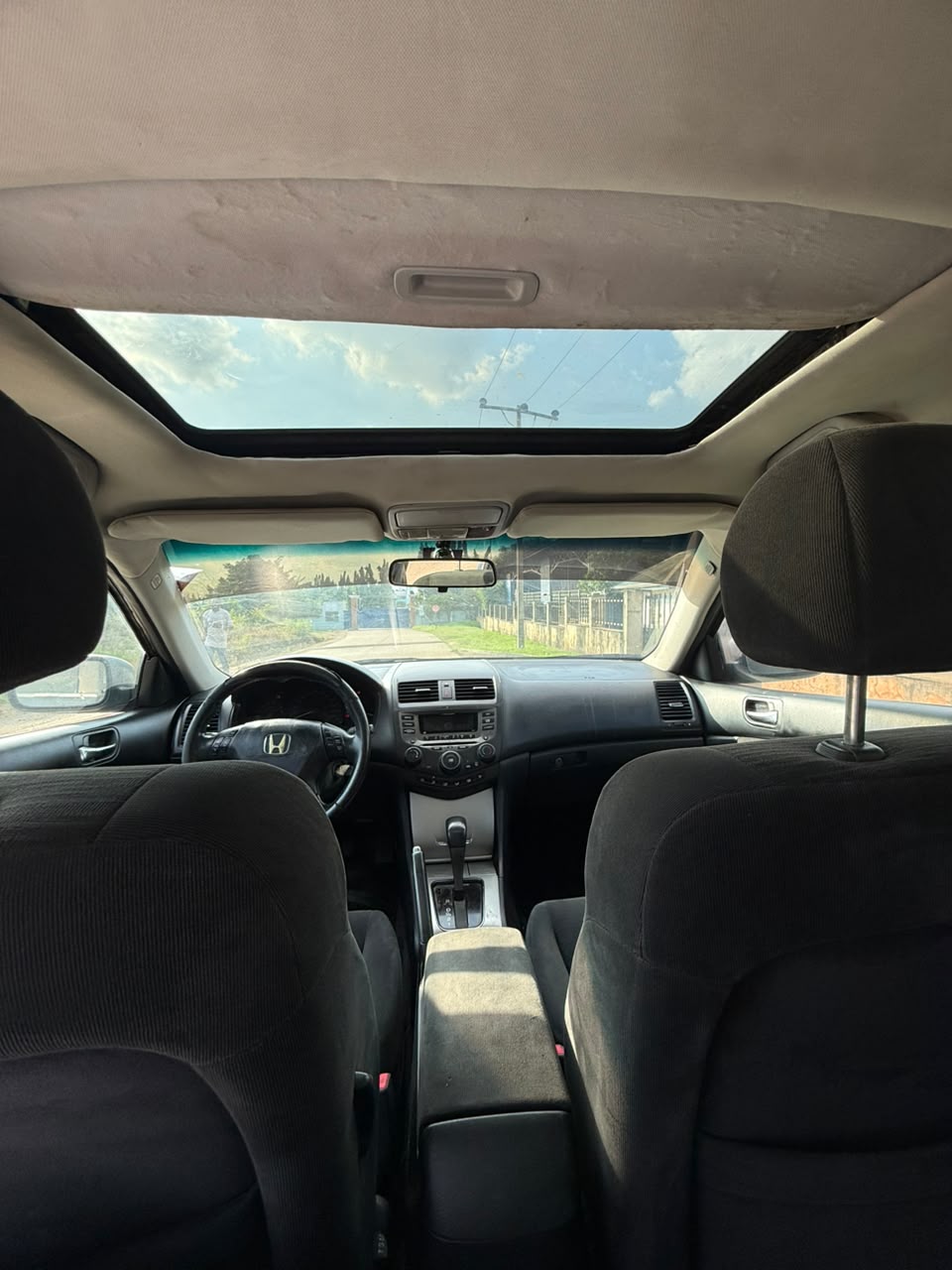 
								Distress Sell Neatly Used Hond Accord 2008 (DC) EX for just 3.2m net Abuja full									